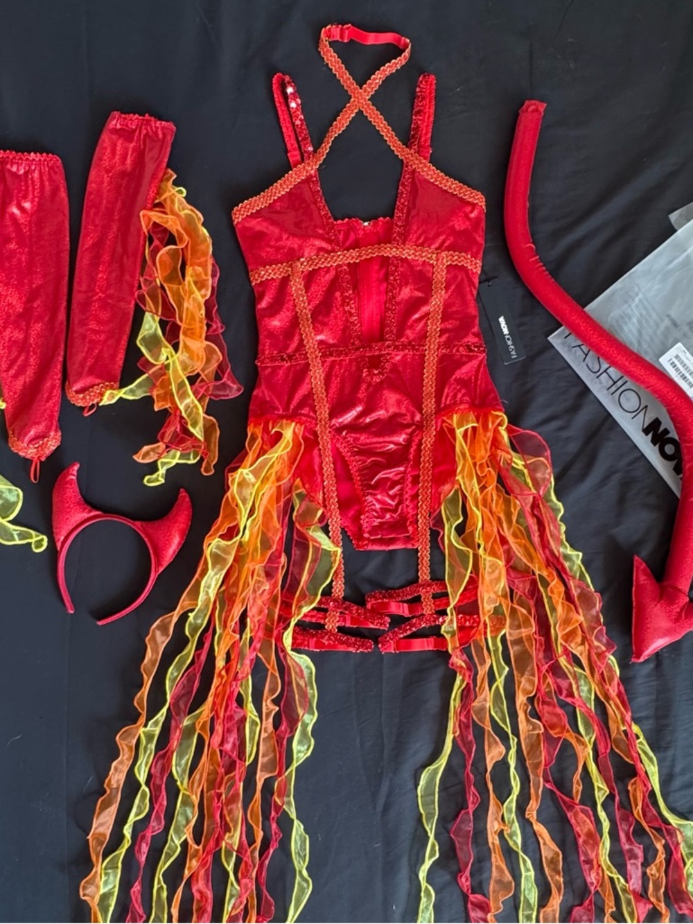 Fashion Nova Flamin' Devil 4 Piece Costume